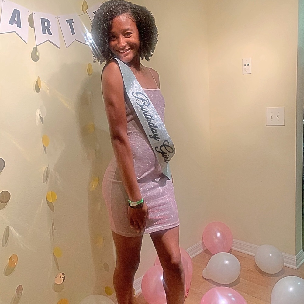 Meet your Posher, Vashti